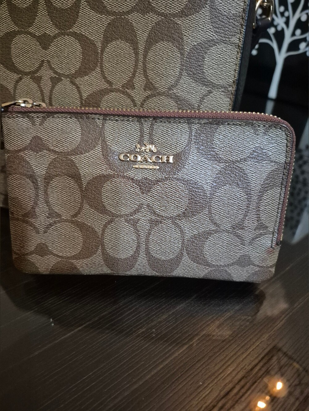 COACH Rust Suede Signature Canvas Crossbody/ Gold Trim. Like New! - Picture 6 of 10